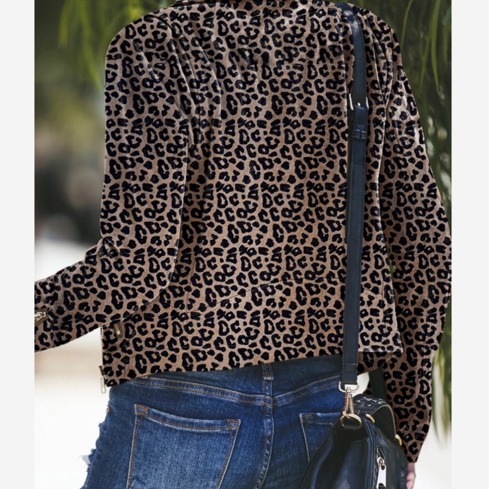 2 Left! Zip Up Cheetah Moto Style Jacket - Picture 2 of 3